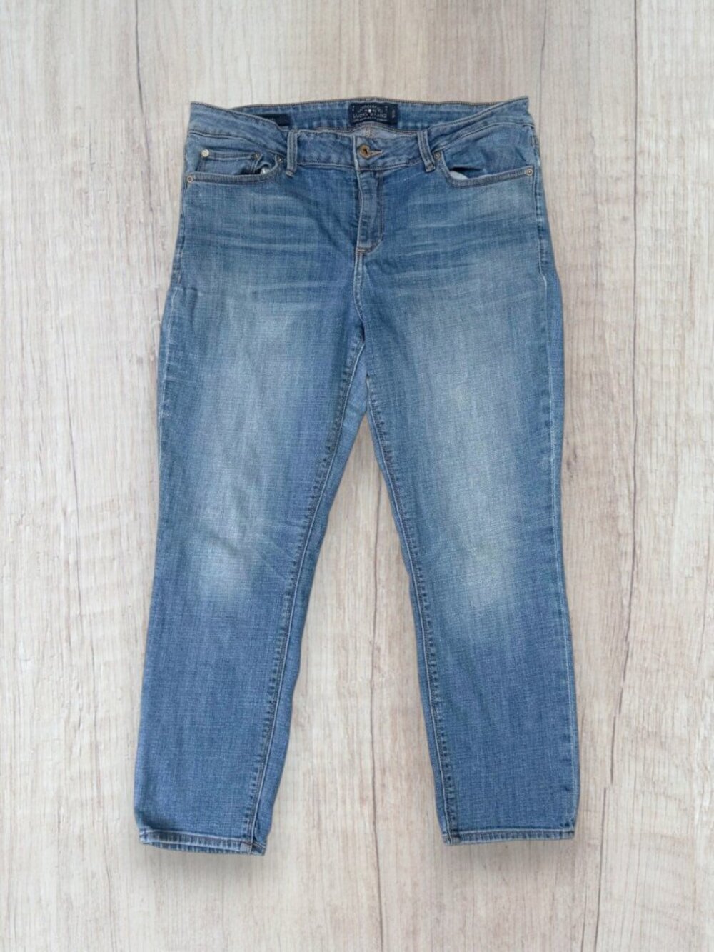 Lucky Brand Lolita Capri Jeans Women’s 12/31 Medium Wash Cropped Denim